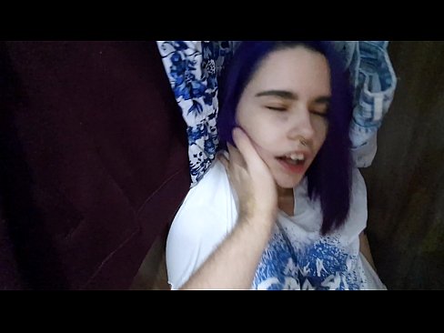 ❤️ Xwişka min di dolabê de dît û alîkariya wê kir ️❌ Vîdyoya anal li ku.extratorrents.top